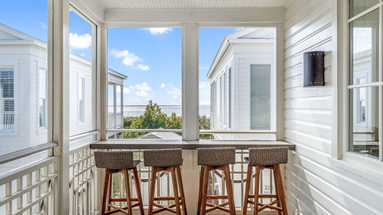 Photo of Patio Balcony in Seaside
