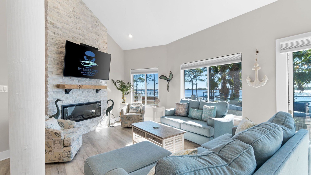 Photo of Livingroom in Mary Esther