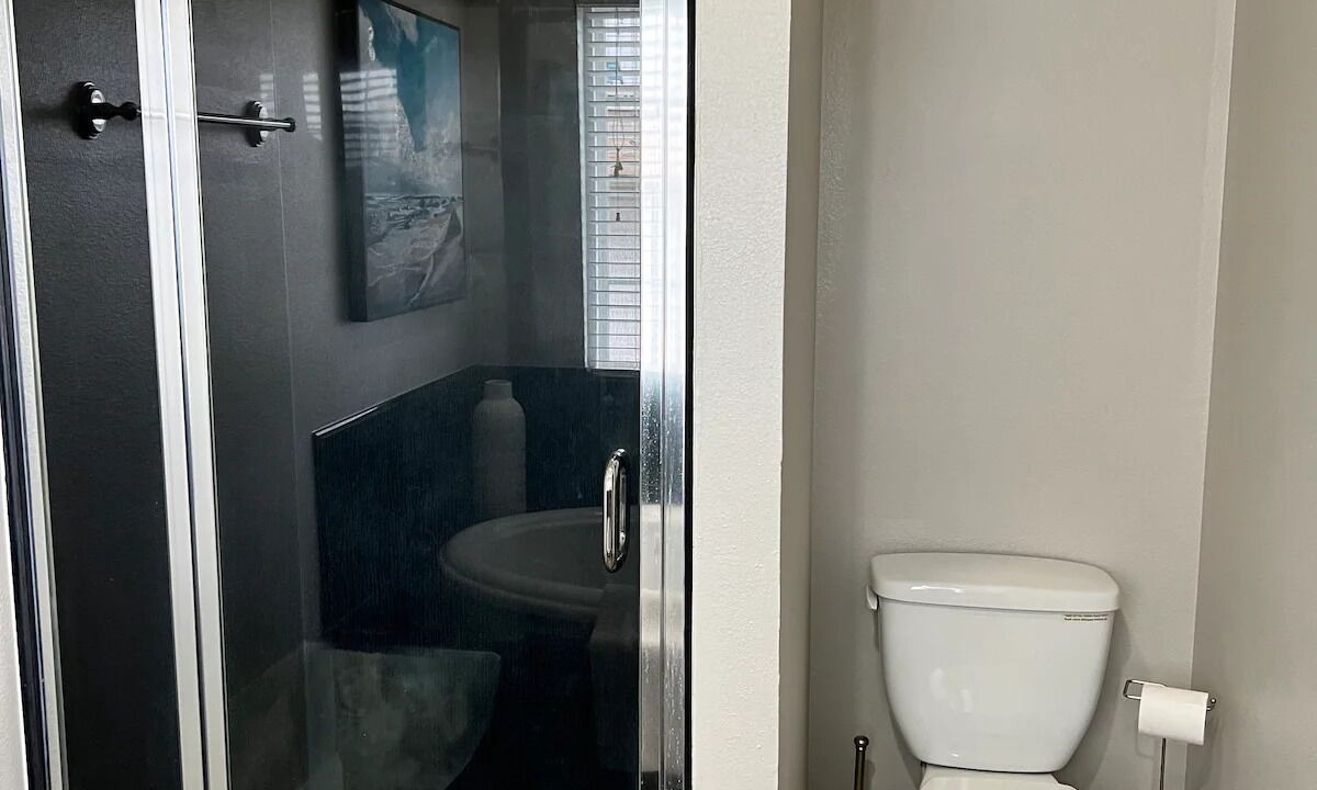 Photo of Bathroom in Shoreline Park