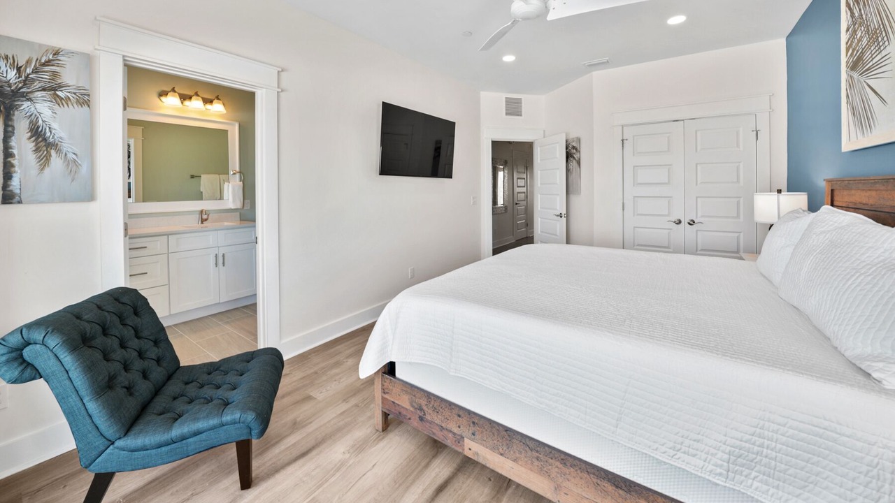 Photo of Bedroom in Laguna Beach Estates