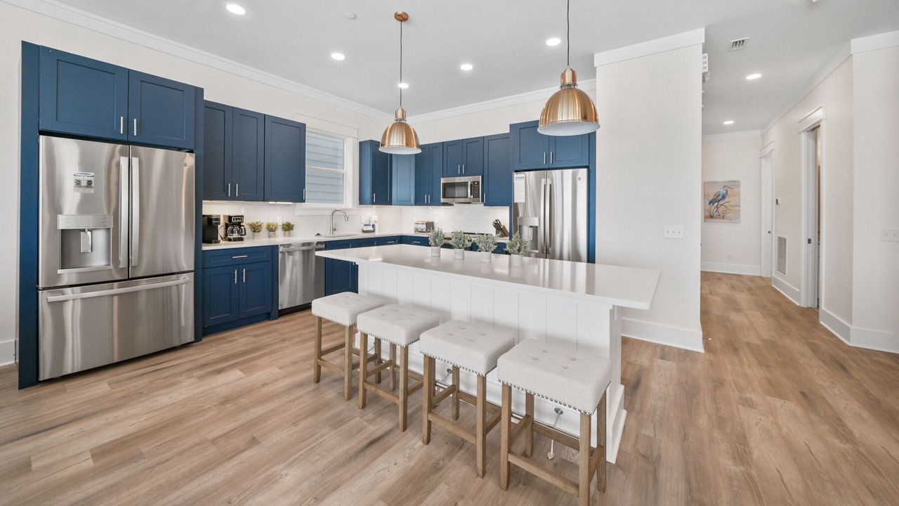 Photo of Kitchen in Laguna Beach Estates