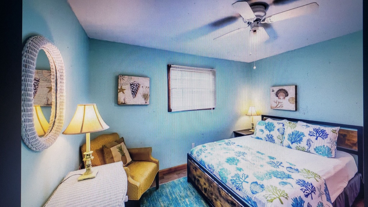 Photo of Bedroom in Leeward