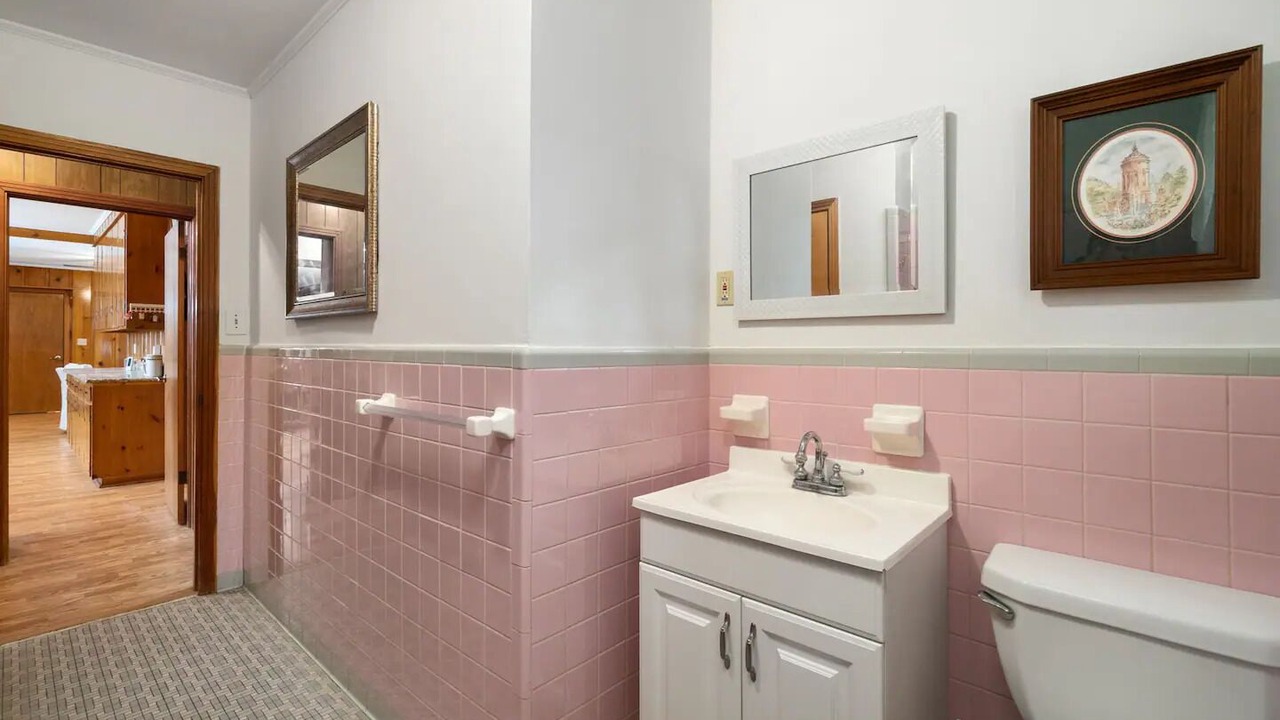 Photo of Bathroom in Hattiesburg