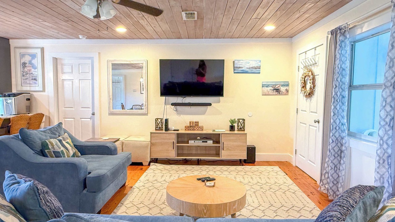 Photo of Livingroom in St. George Island