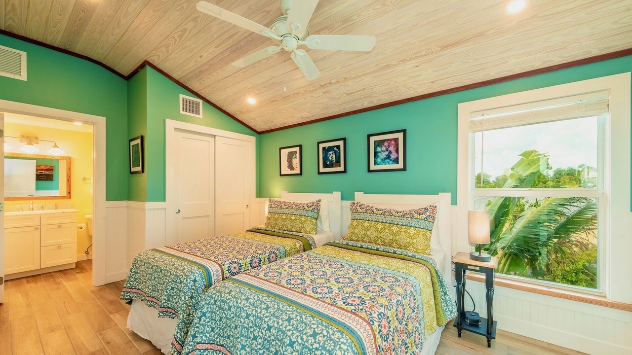 Photo of Bedroom in Midtown