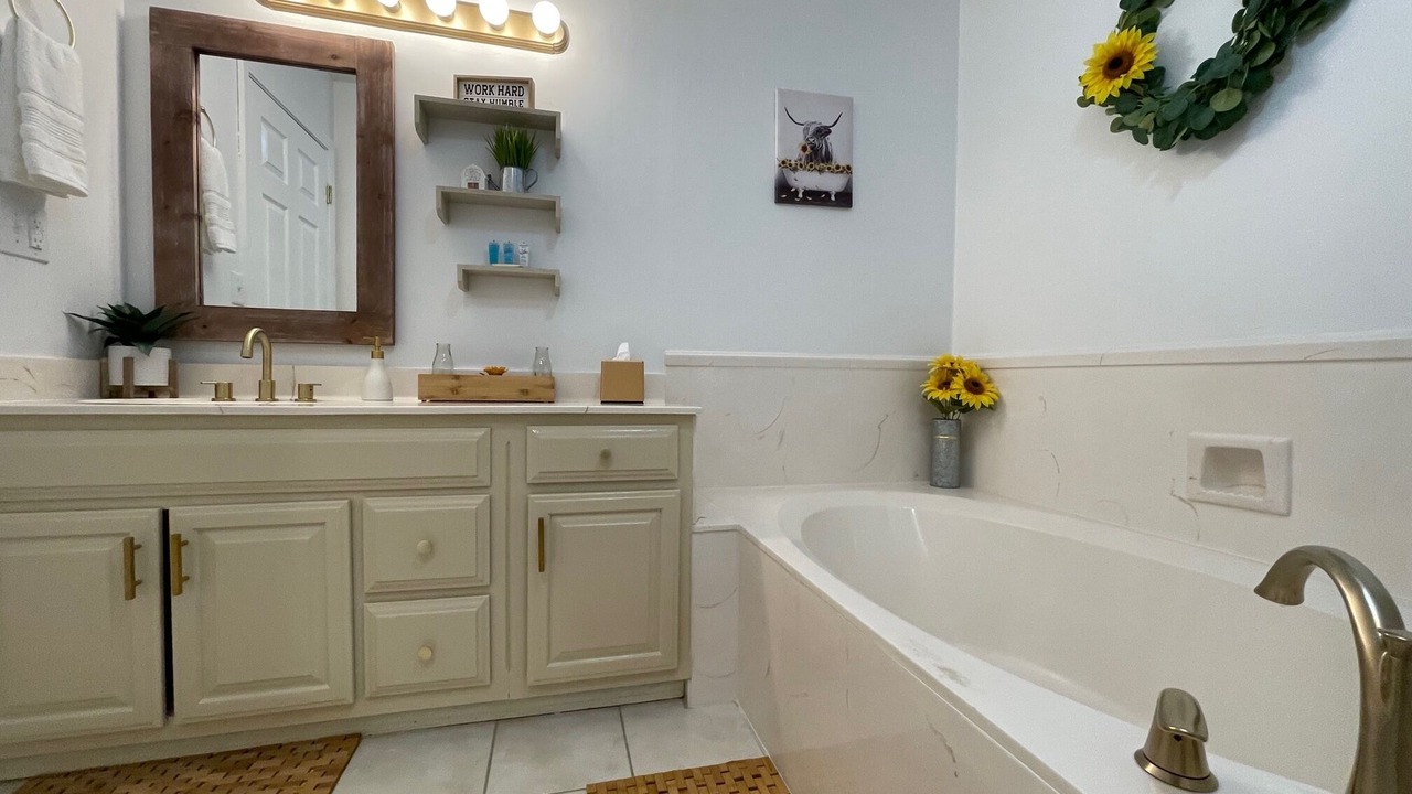 Photo of Bathroom in Perkinston