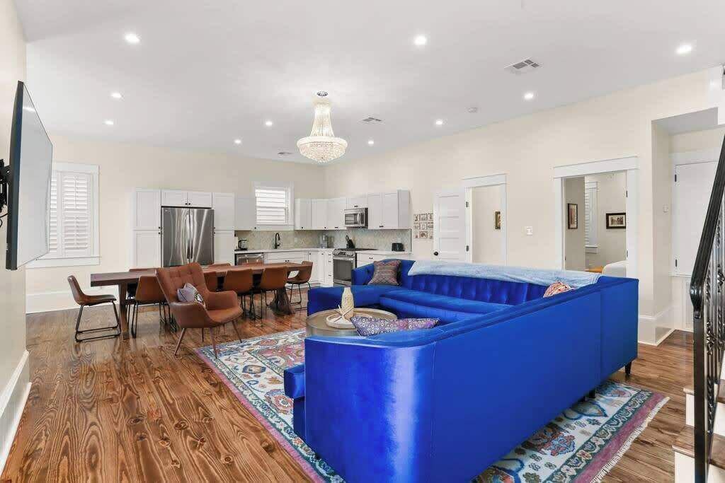 Photo of Livingroom in South 7th Ward