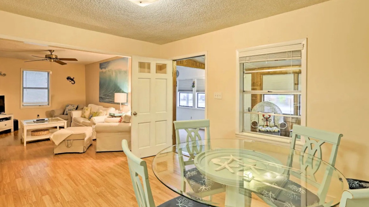 Photo of Bedroom in Laguna Beach