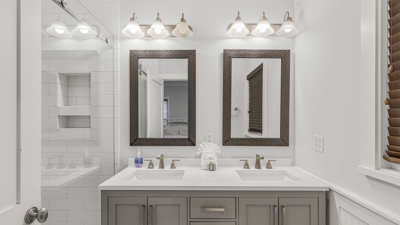 Photo of Bathroom in Seacrest