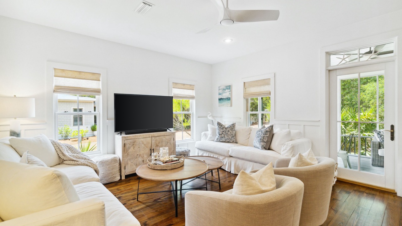 Photo of Livingroom in Seacrest