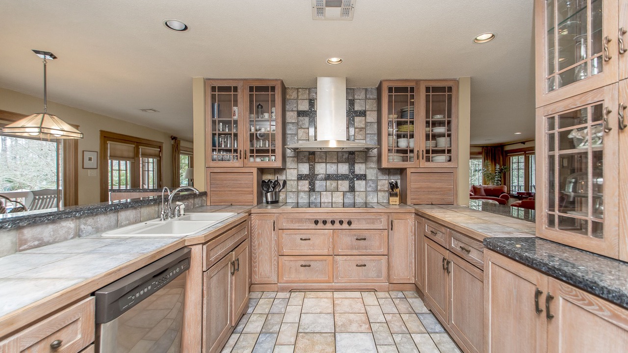 Photo of Kitchen in Lacombe