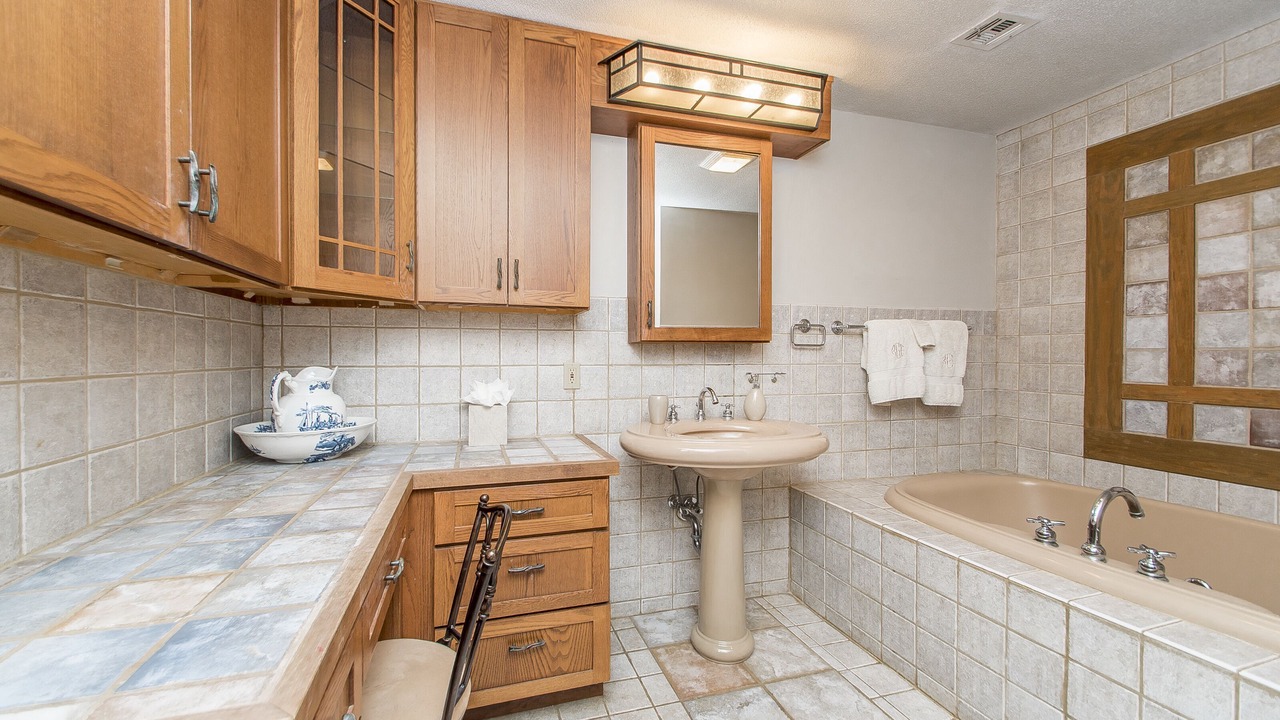 Photo of Bathroom in Lacombe
