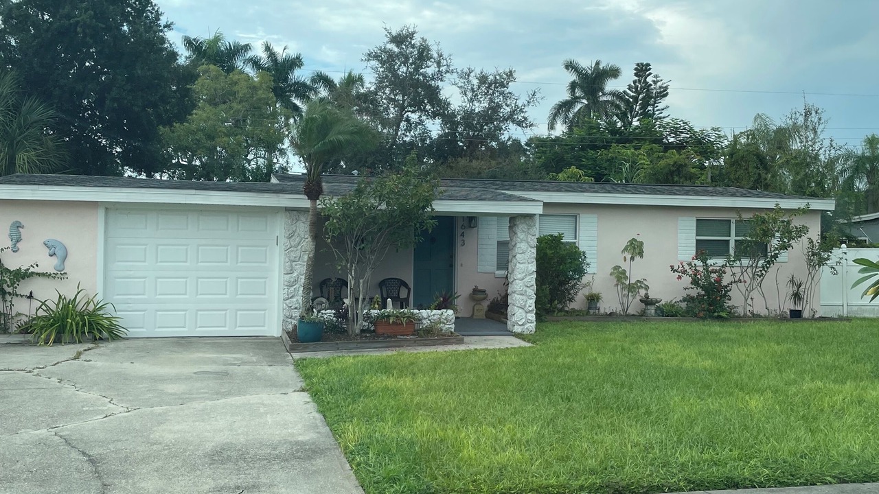 Photo of Outdoor in Allen Park
