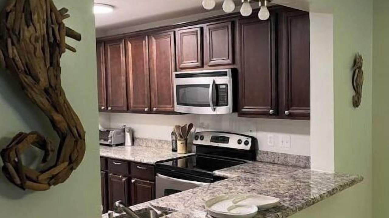 Photo of Kitchen in Henderson Point