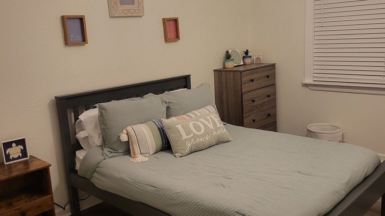 Photo of Bedroom in Ocean Springs