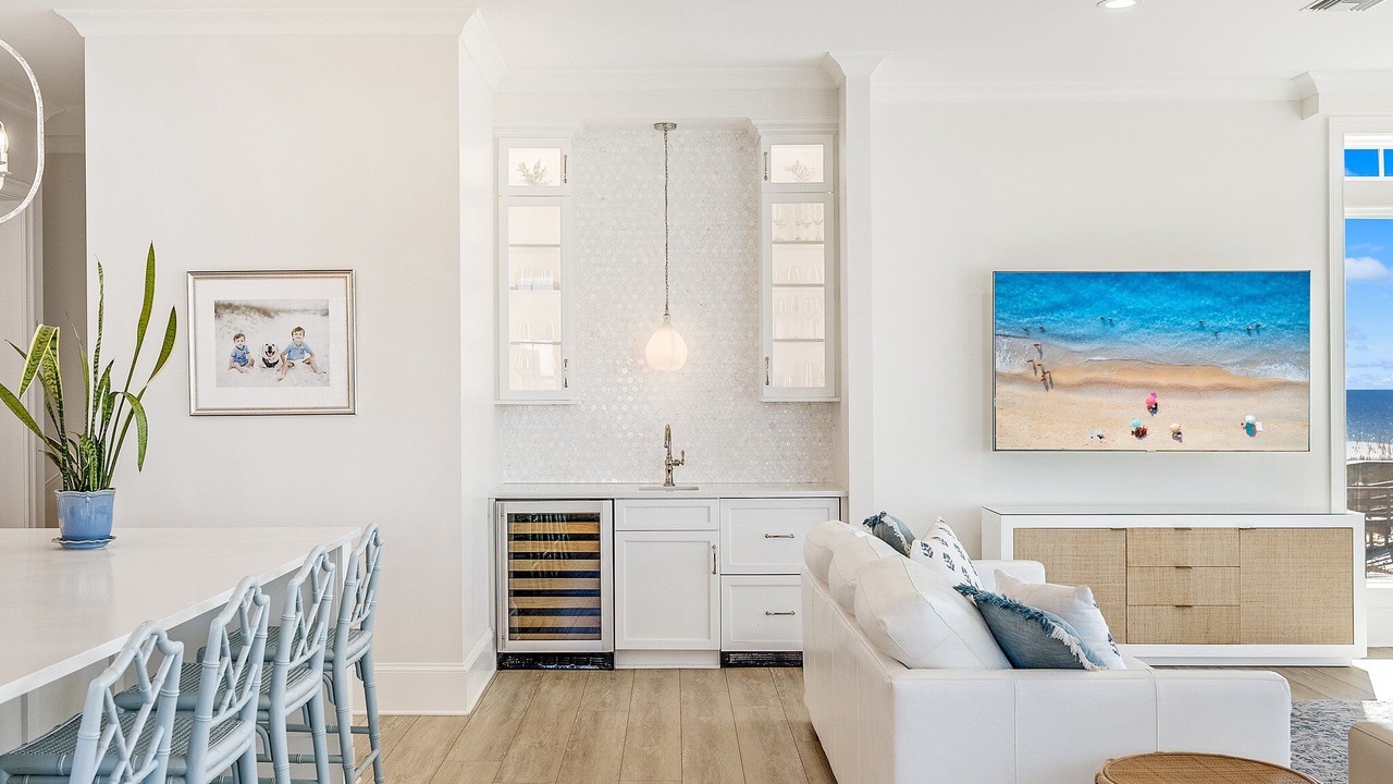 Photo of Livingroom in Mexico Beach