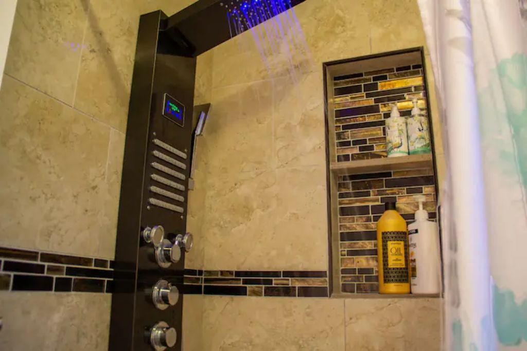 Photo of Bathroom in Panther Creek