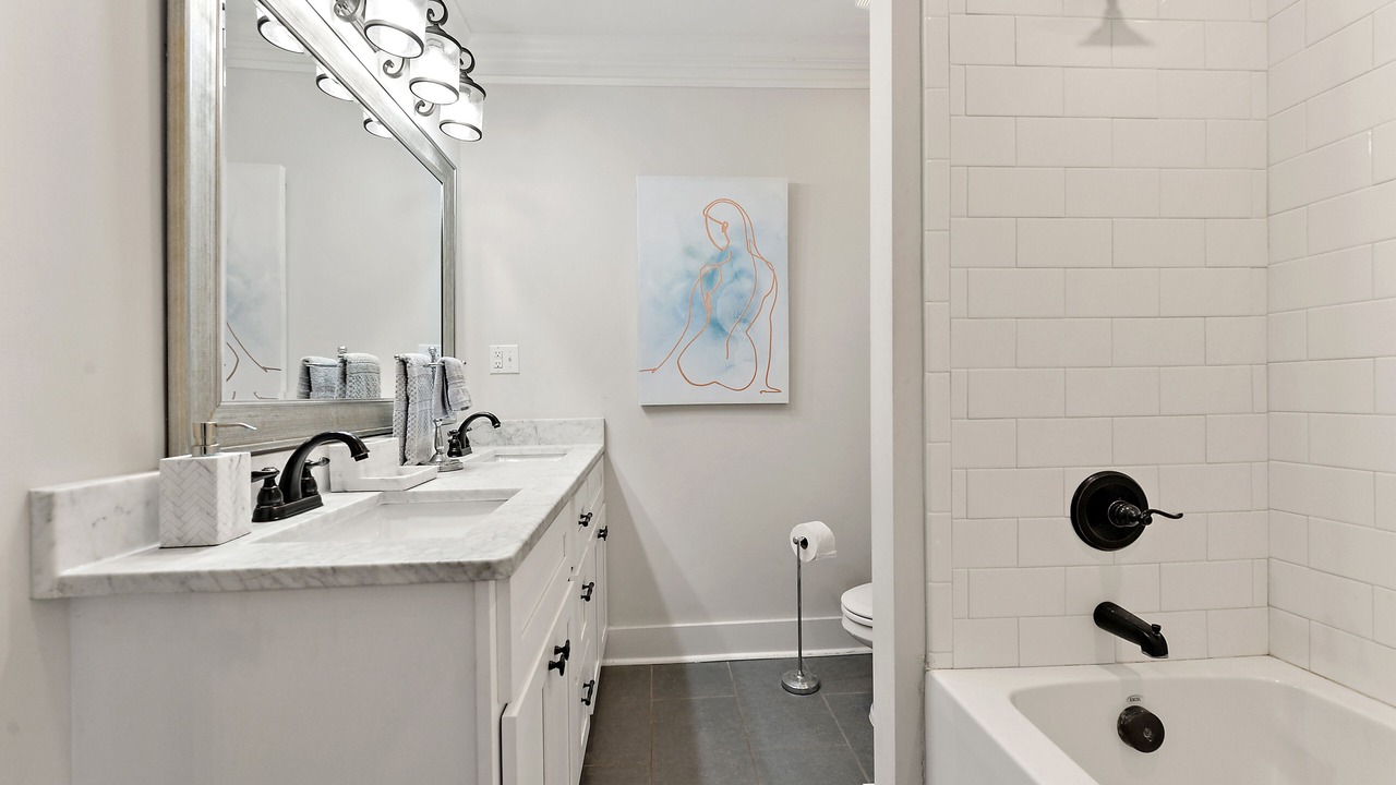 Photo of Bathroom in Bay St Louis
