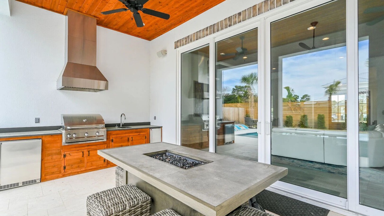 Photo of Patio Balcony in Gulfview Heights