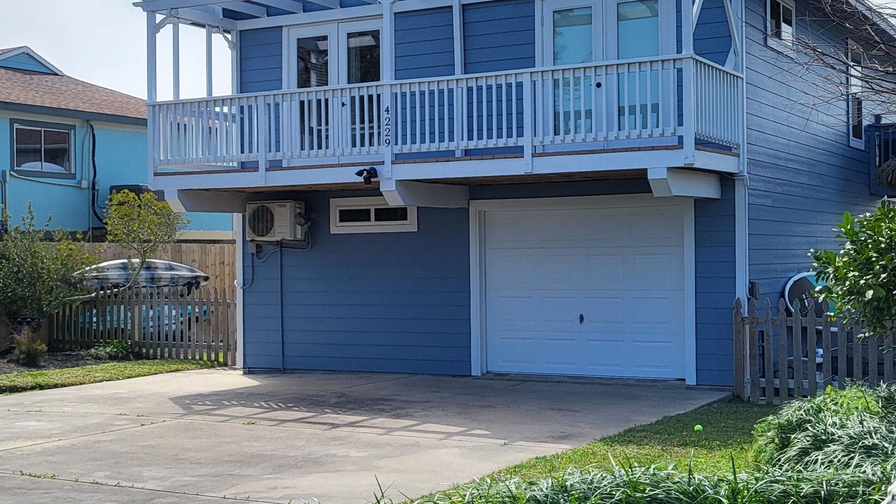 Photo of Outdoor in Jamaica Beach