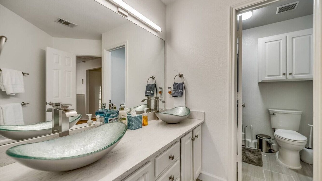 Photo of Bathroom in Far North Dallas