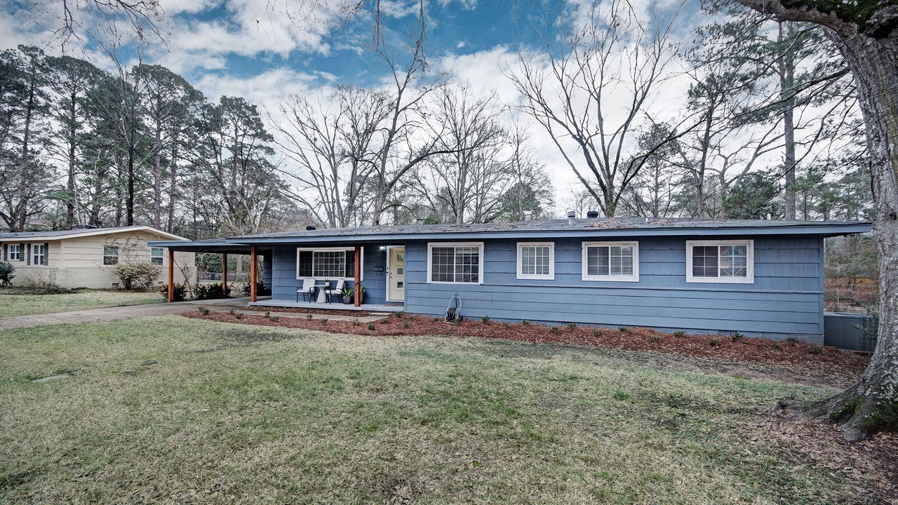 Photo of Outdoor in Tougaloo