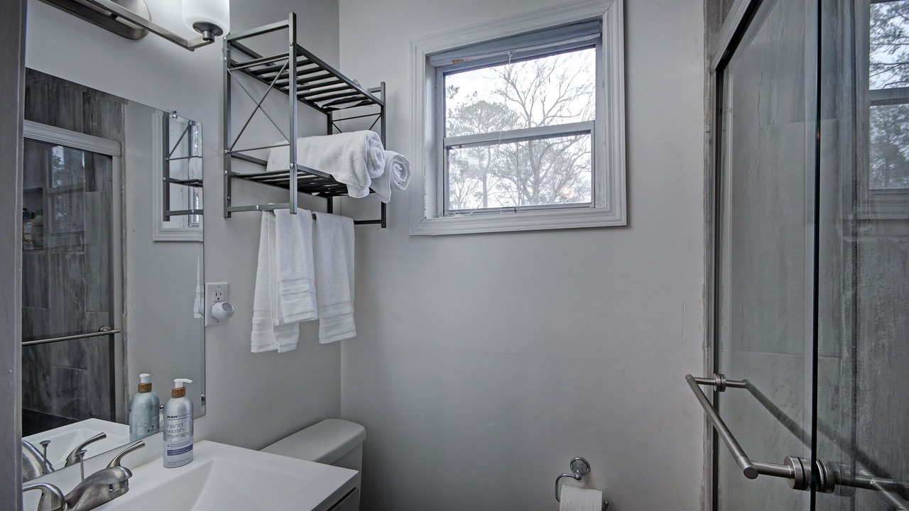 Photo of Bathroom in Tougaloo