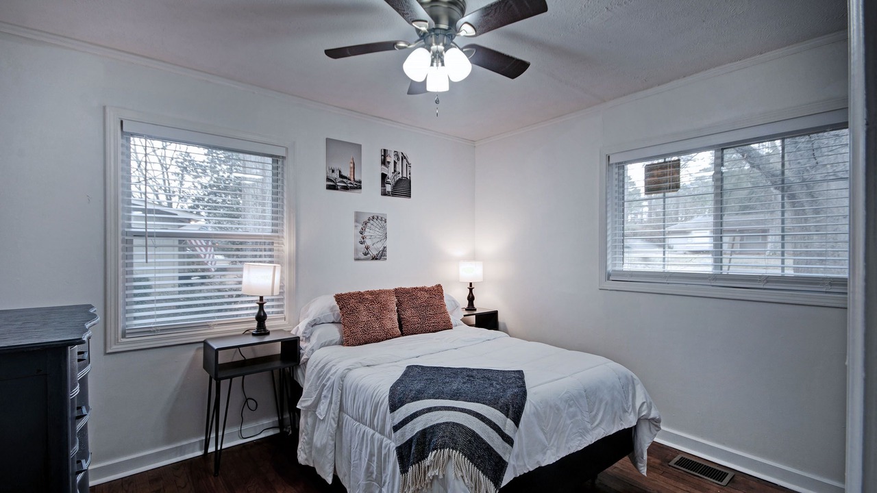 Photo of Bedroom in Tougaloo