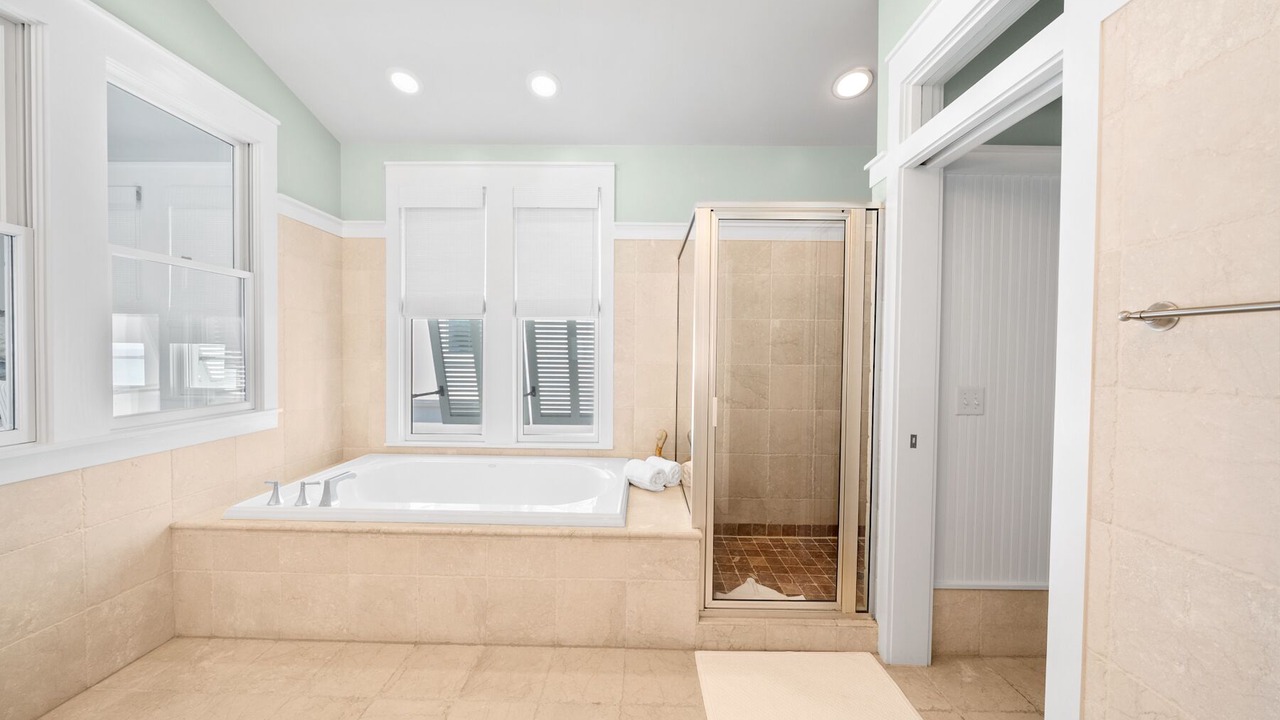 Photo of Bathroom in Sunnyside
