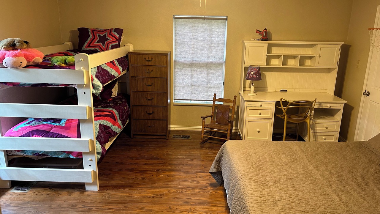 Photo of Bedroom in Gilmer