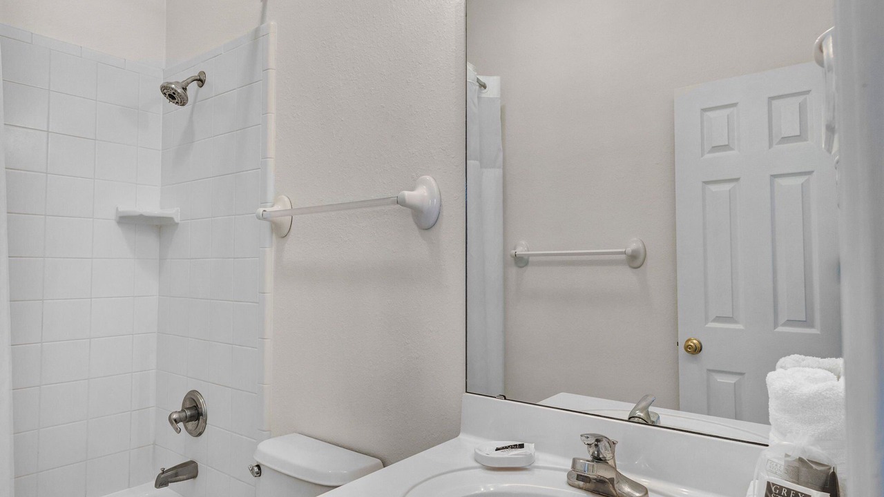 Photo of Bathroom in East End