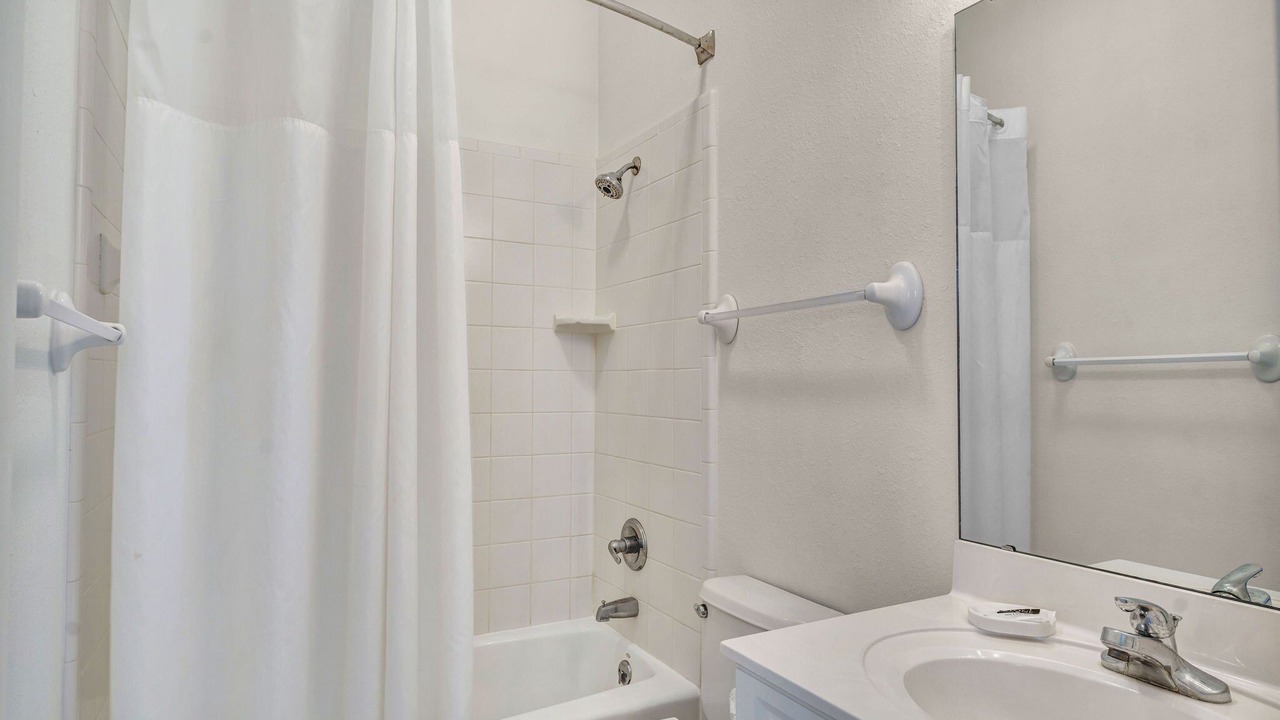 Photo of Bathroom in East End
