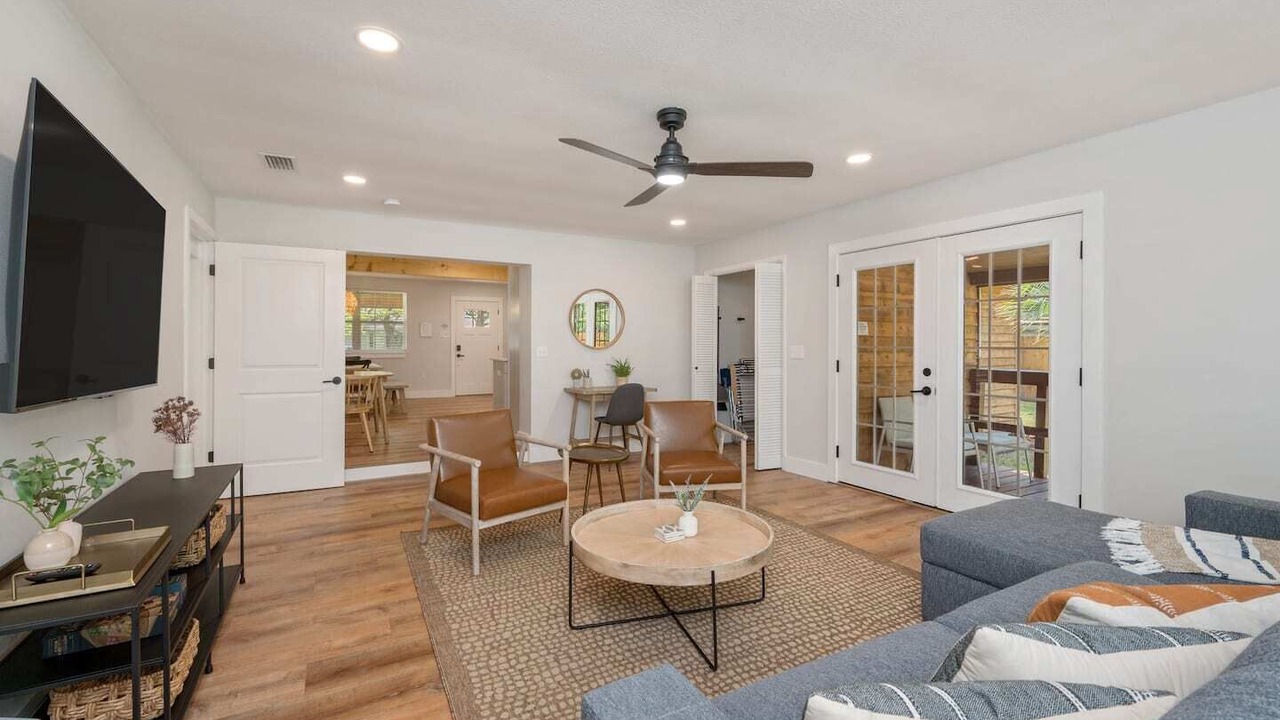 Photo of Livingroom in Fort Walton Beach