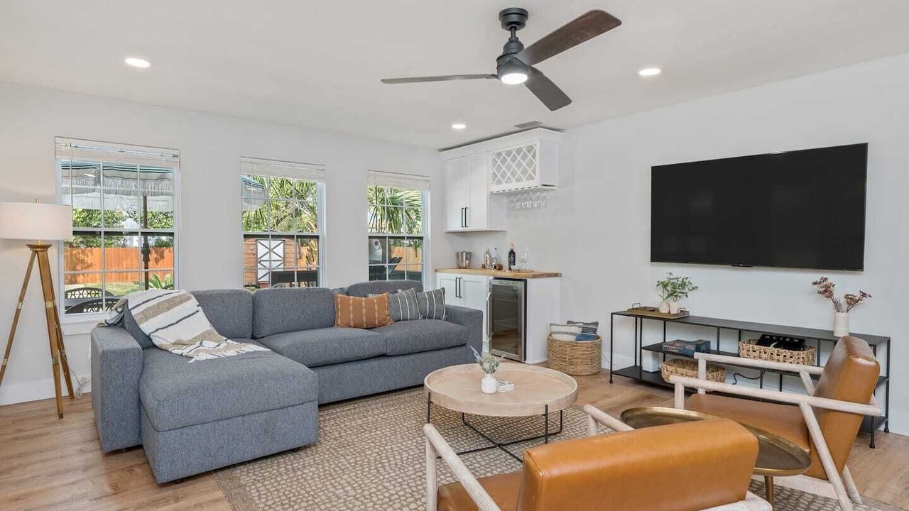 Photo of Livingroom in Fort Walton Beach