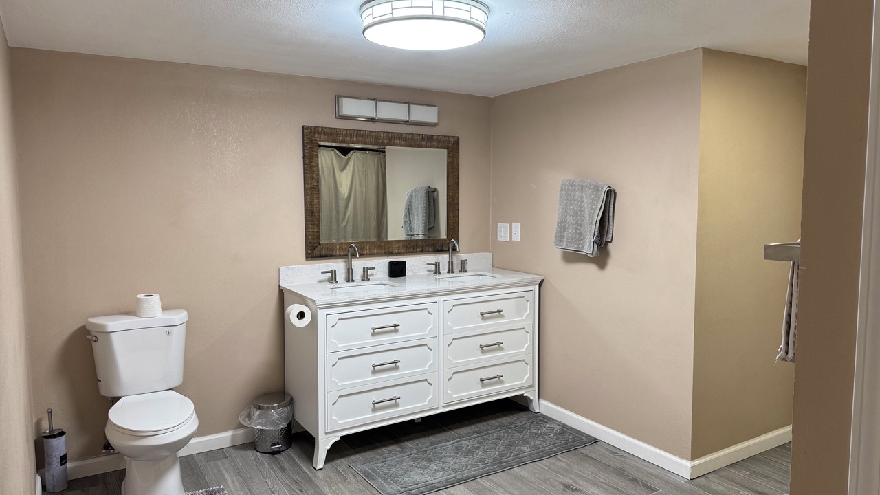 Photo of Bathroom in Marianna