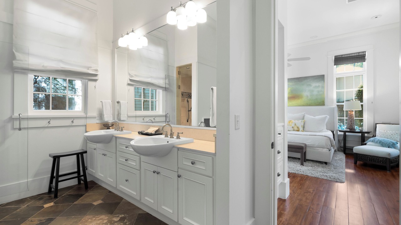 Photo of Bathroom in Watercolor