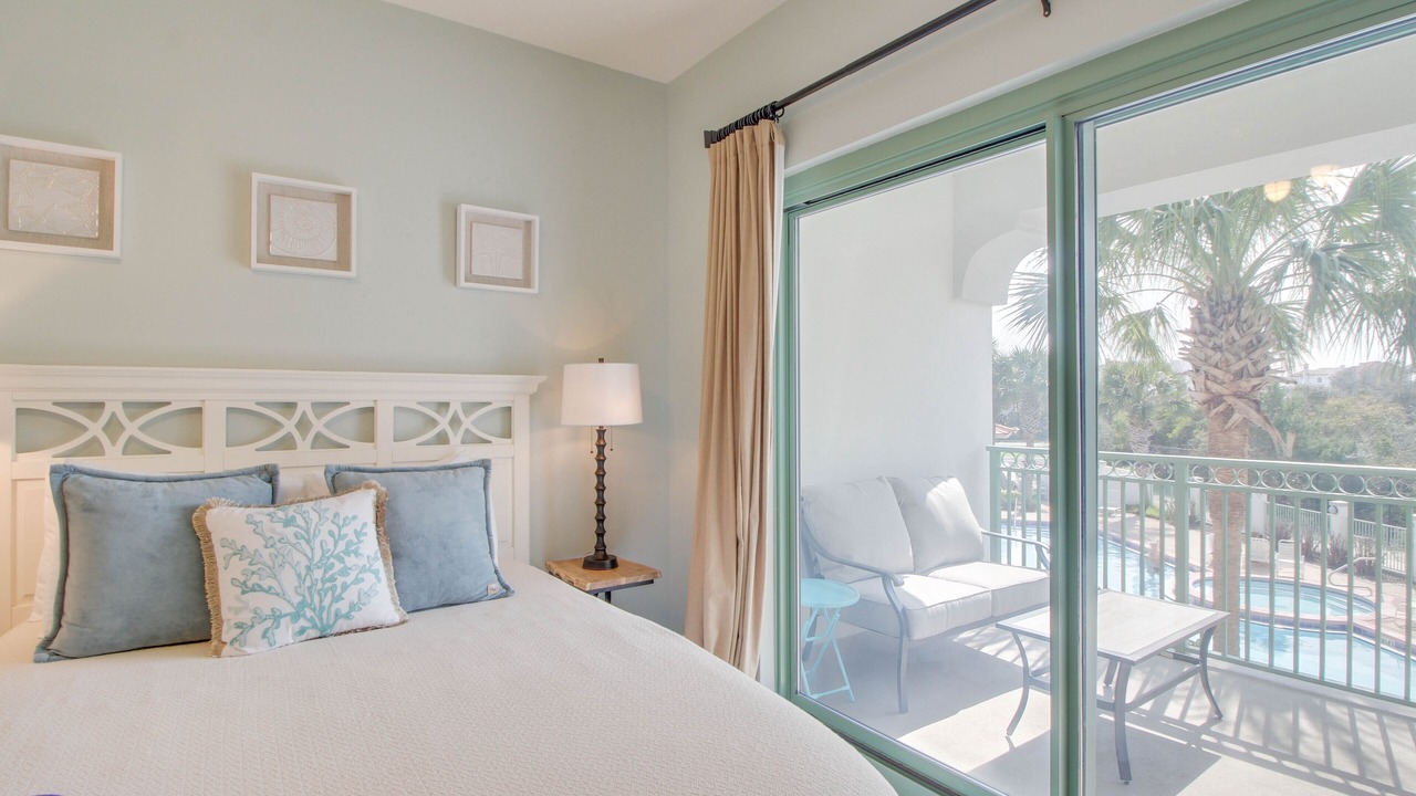 Photo of Bedroom in Rosemary Beach