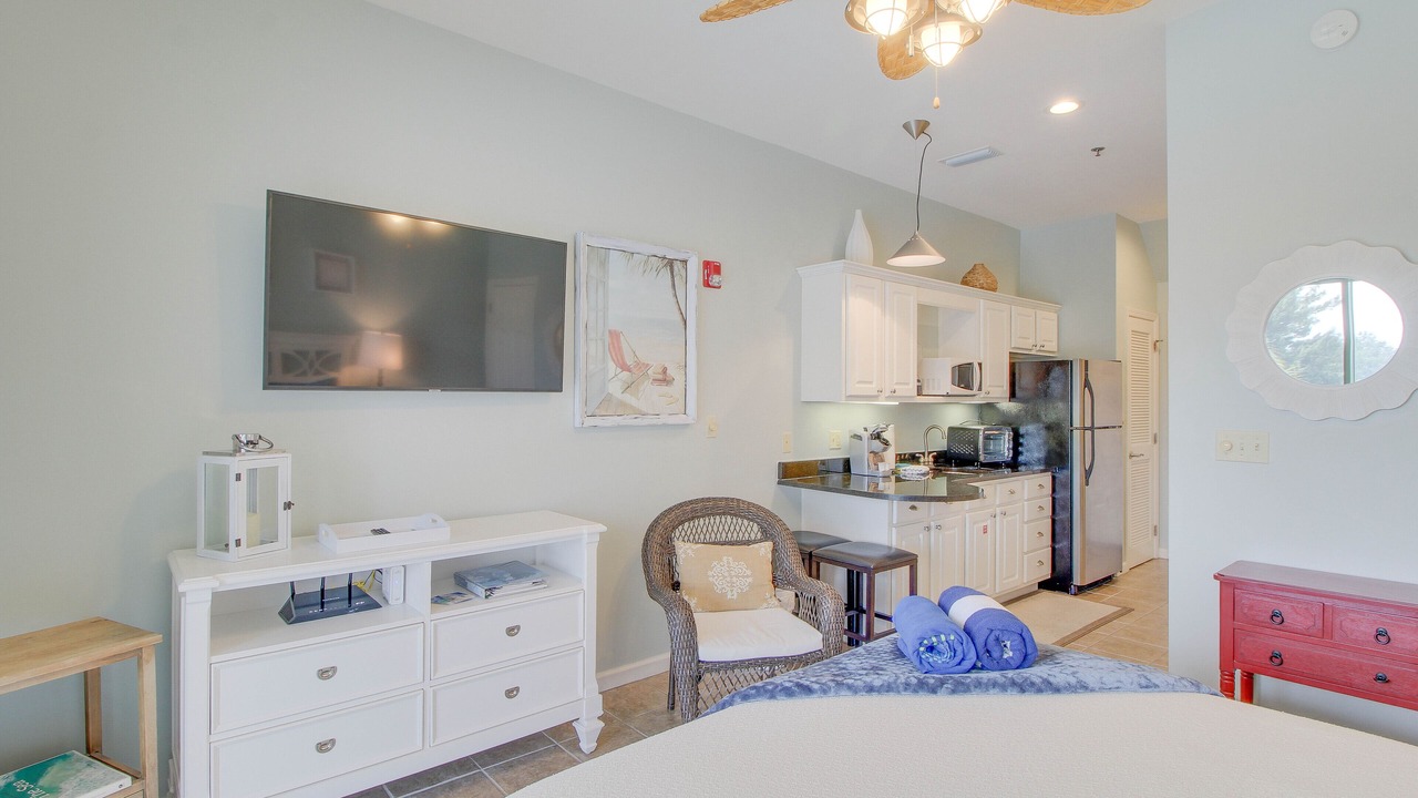 Photo of Bedroom in Rosemary Beach