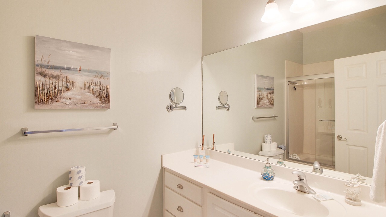 Photo of Bathroom in Rosemary Beach