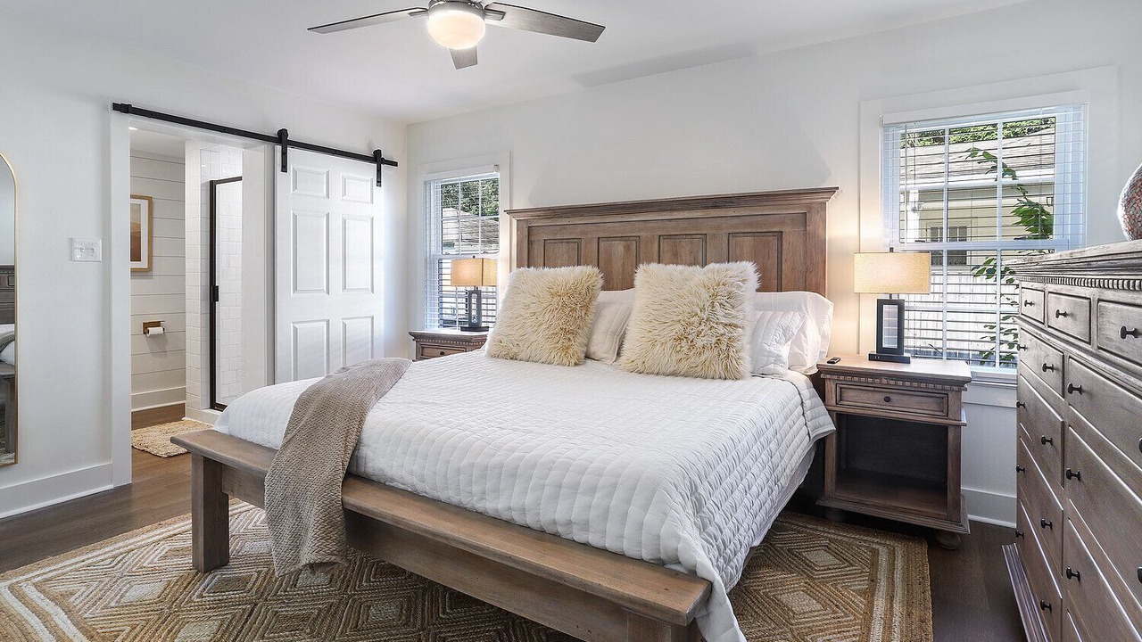 Photo of Bedroom in Mid City South