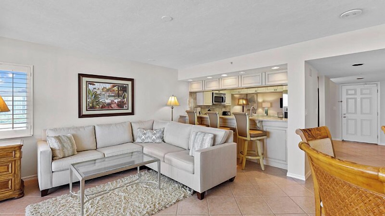 Photo of Livingroom in Park Shore