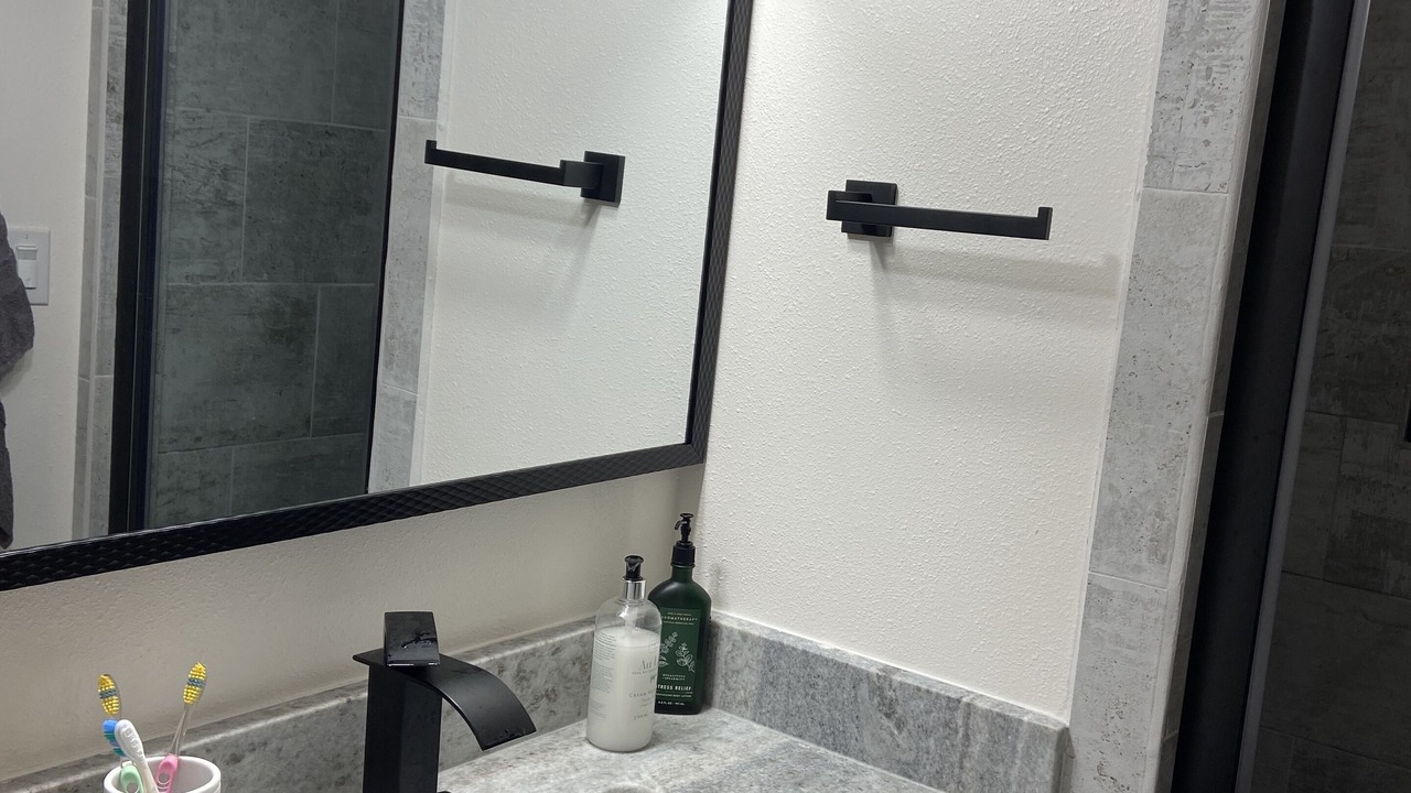 Photo of Bathroom in Broaddus