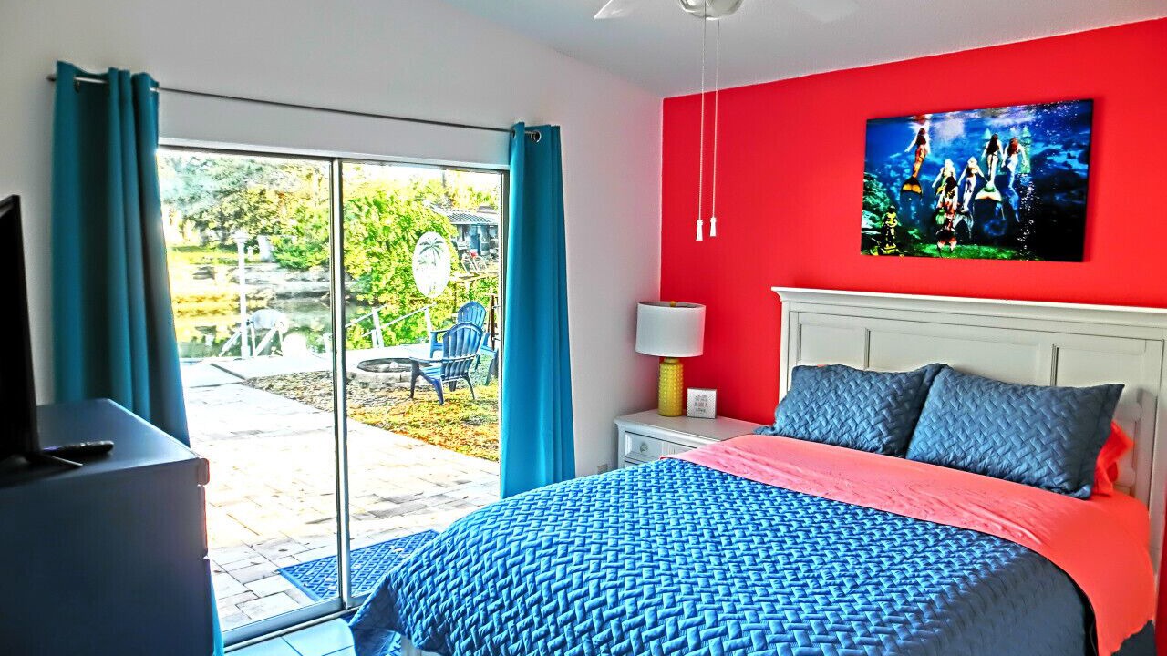 Photo of Bedroom in Weeki Wachee Gardens