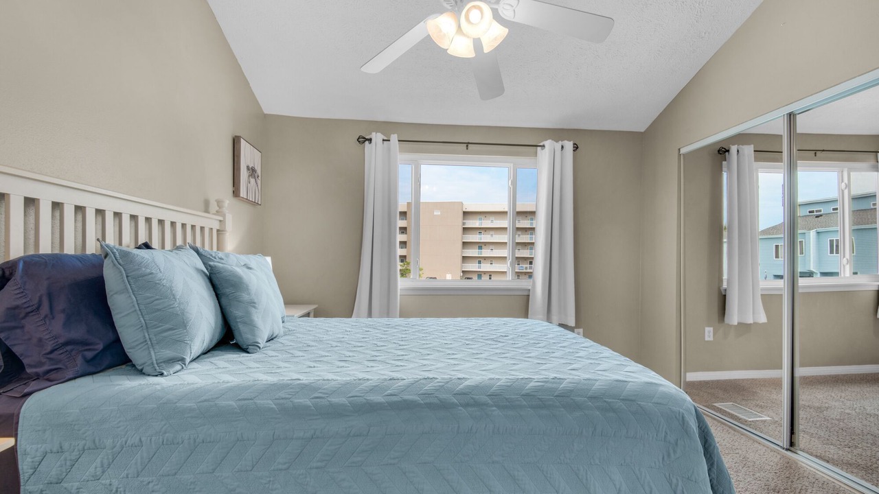 Photo of Bedroom in Fort Walton Beach