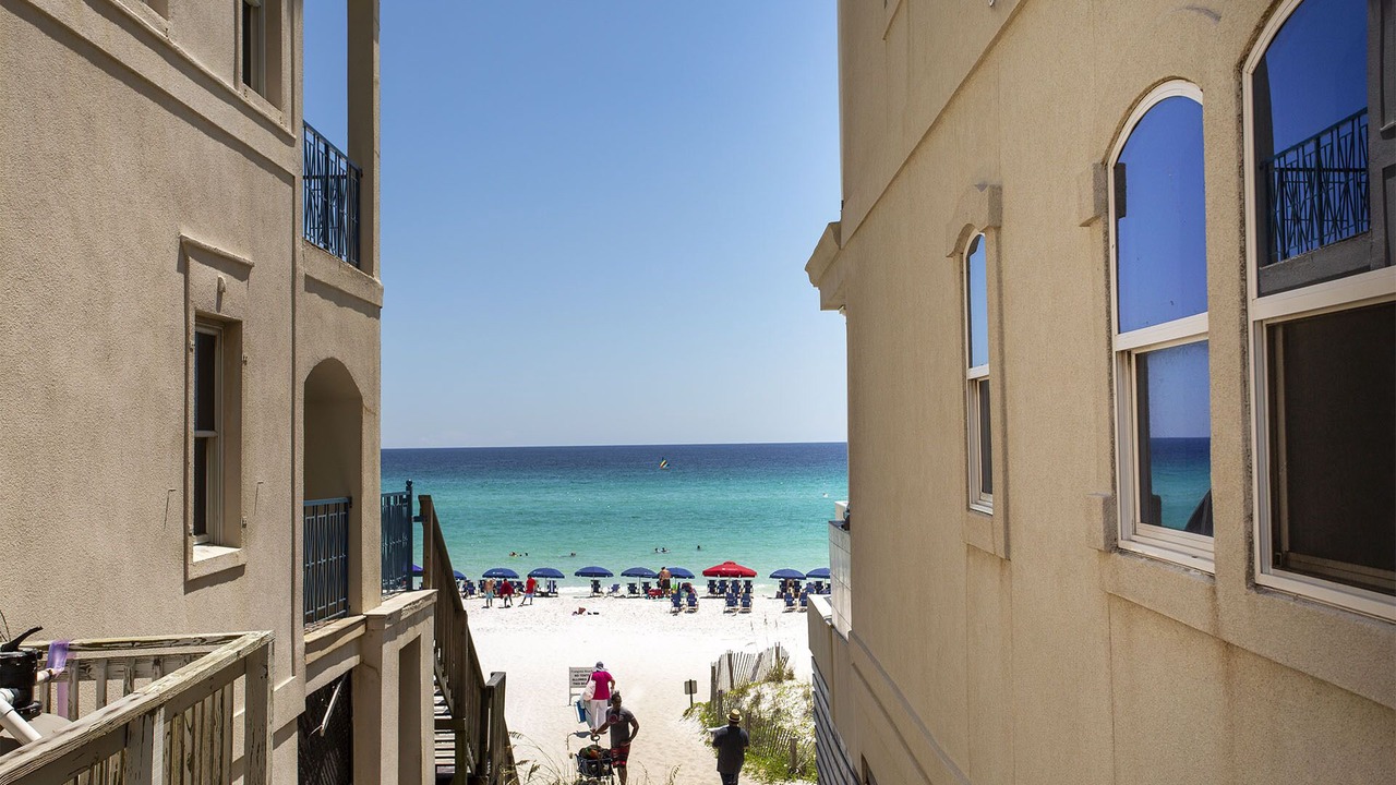 Photo of Others in Frangista Beach