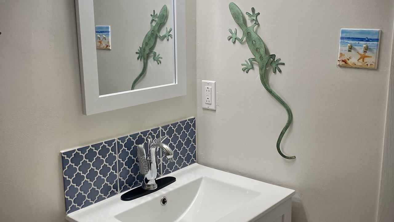 Photo of Bathroom in Ocean Springs