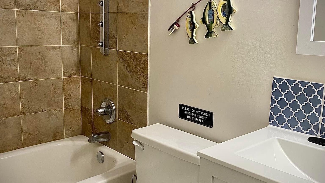 Photo of Bathroom in Ocean Springs