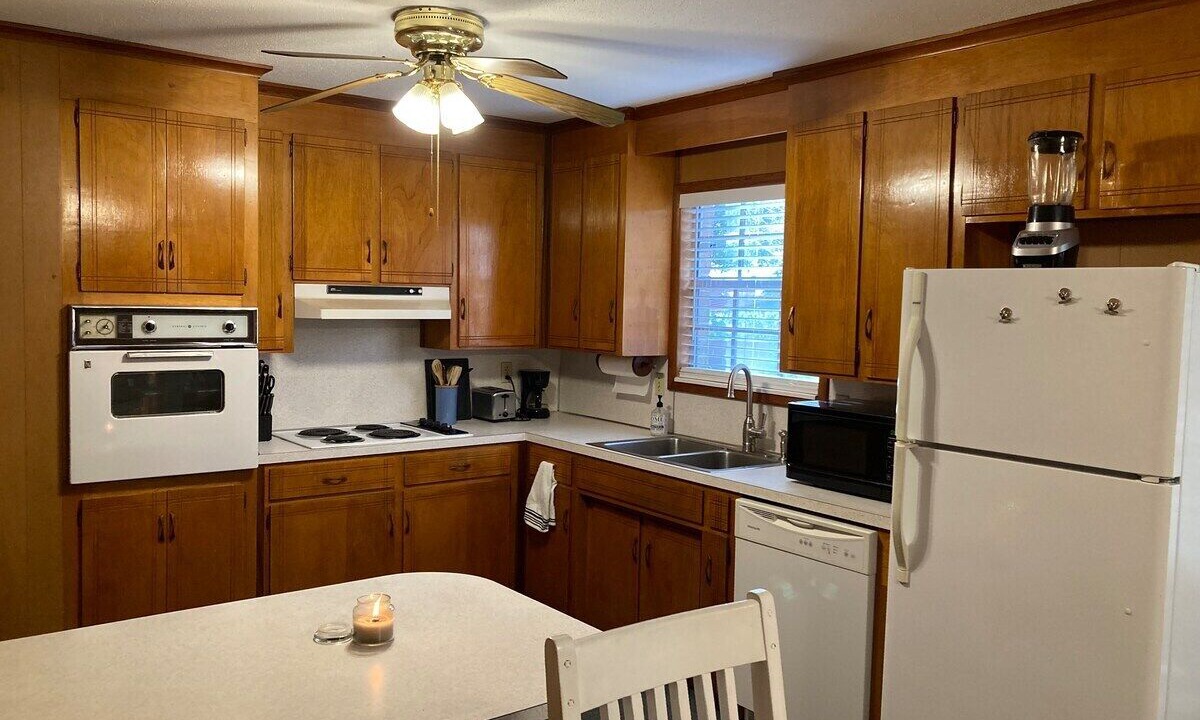 Photo of Kitchen in Northeast Pensacola