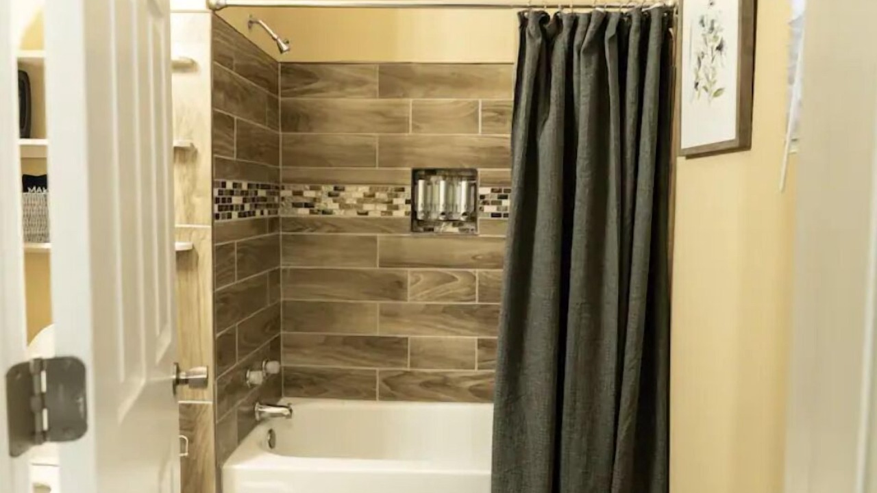 Photo of Bathroom in Saint Claude