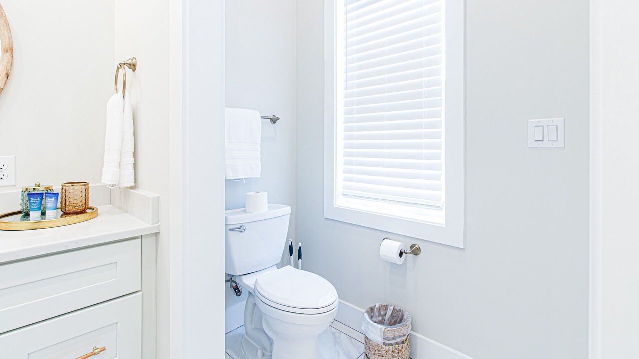 Photo of Bathroom in Navarre Beach